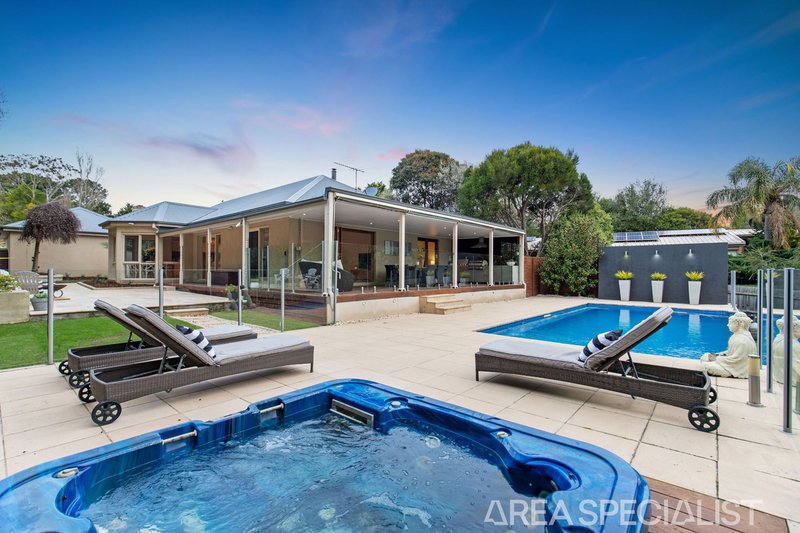 Photo - 54 Maberley Crescent, Frankston South VIC 3199 - Image 15