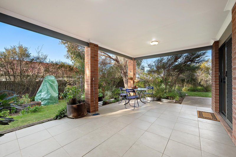 Photo - 54 Macfarlane Burnet Avenue, Macgregor ACT 2615 - Image 15