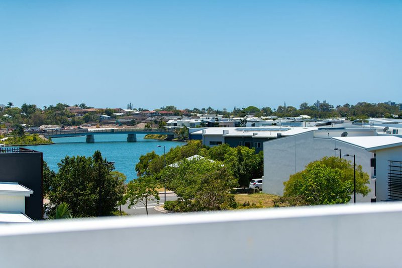 Photo - 54 Mackenzie Drive, Maroochydore QLD 4558 - Image 16