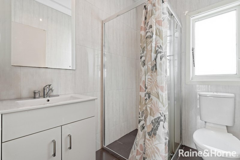 Photo - 54 Mamre Road, St Marys NSW 2760 - Image 9