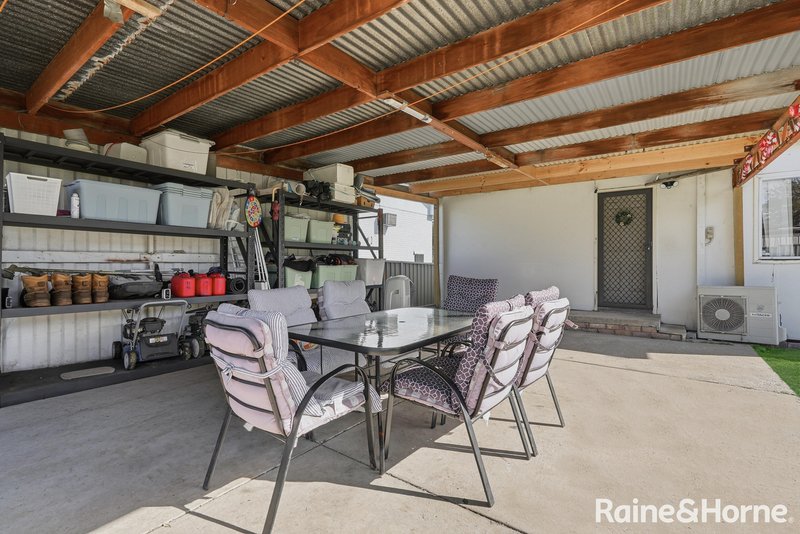 Photo - 54 Mamre Road, St Marys NSW 2760 - Image 11