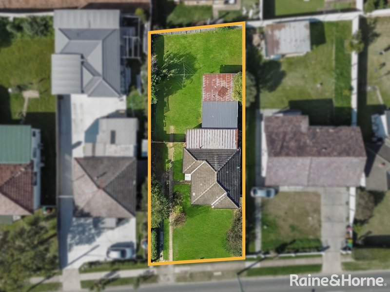 Photo - 54 Mamre Road, St Marys NSW 2760 - Image 18