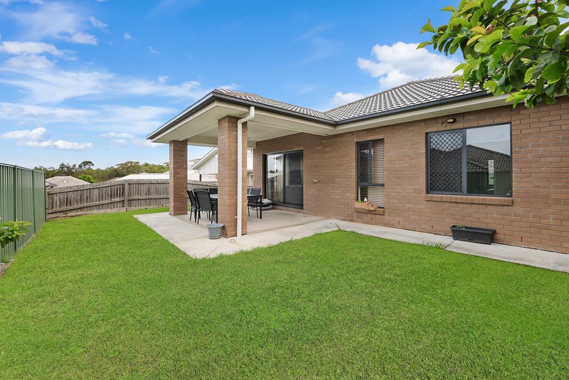 Photo - 54 Mapleton Drive, North Lakes QLD 4509 - Image 2