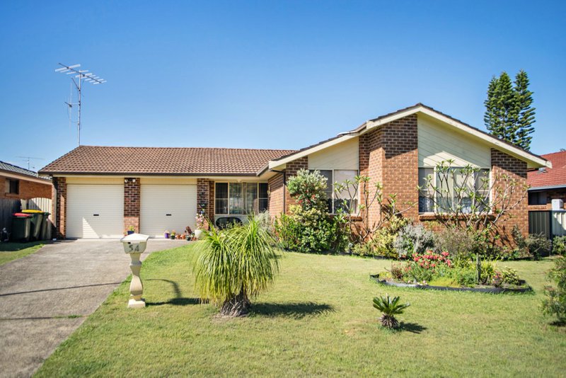 54 Mayers Drive, Tuncurry NSW 2428