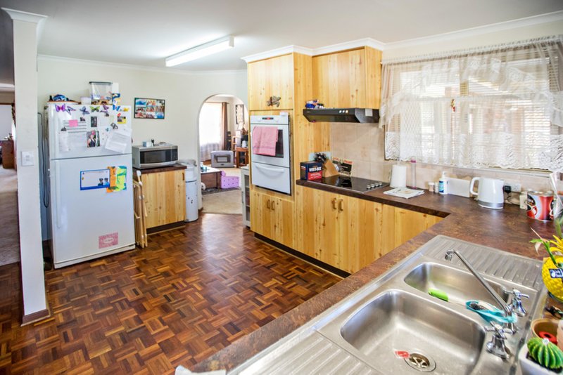 Photo - 54 Mayers Drive, Tuncurry NSW 2428 - Image 5