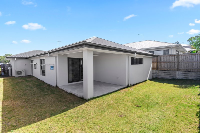Photo - 54 Mcclune Street, Logan Reserve QLD 4133 - Image 12
