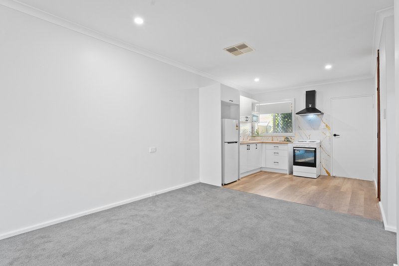 Photo - 5/4 Merope Close, Rockingham WA 6168 - Image 8