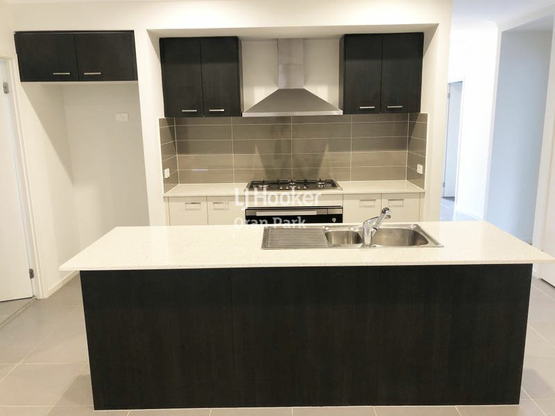 Photo - 54 Milton Circuit, Oran Park NSW 2570 - Image 2