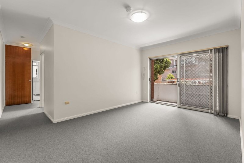 5/4 Mooney Street, Strathfield South NSW 2136