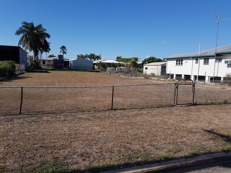 54 Munro Street, Ayr QLD 4807