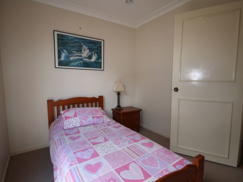 Photo - 54 Mustang Drive, Sanctuary Point NSW 2540 - Image 11