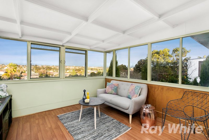 Photo - 54 Ngarveno Street, Moonee Ponds VIC 3039 - Image 6