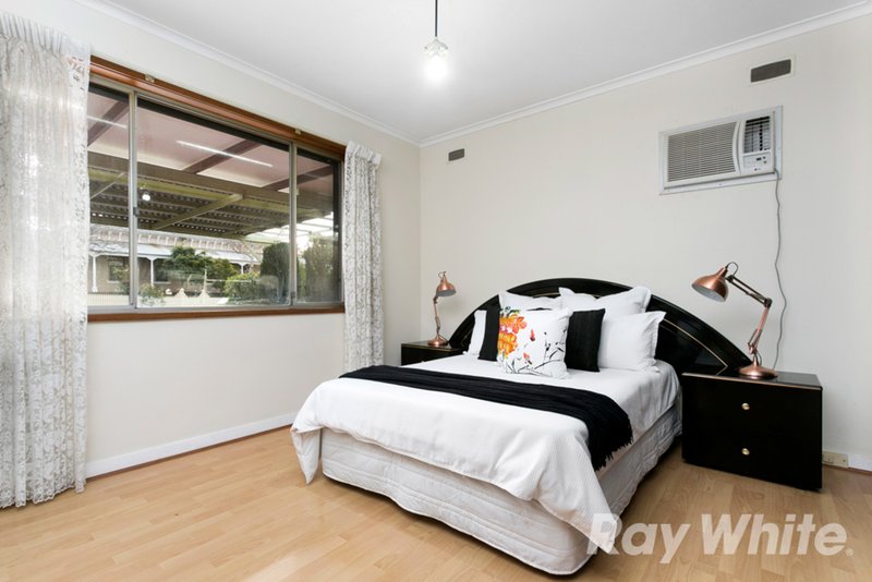 Photo - 54 Ngarveno Street, Moonee Ponds VIC 3039 - Image 7