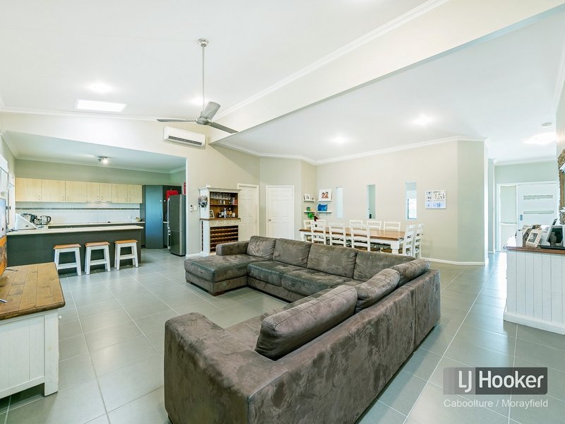 Photo - 54 North Ridge Circuit, Deception Bay QLD 4508 - Image 4