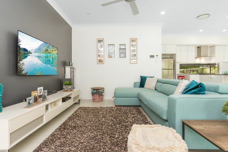 Photo - 54 Norton Dr , Shailer Park QLD 4128 - Image 2