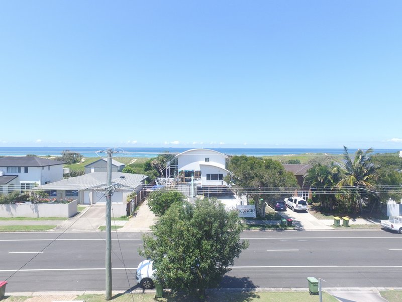 Photo - 54 Oceanic Drive, Warana QLD 4575 - Image 14