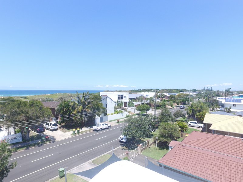 Photo - 54 Oceanic Drive, Warana QLD 4575 - Image 15