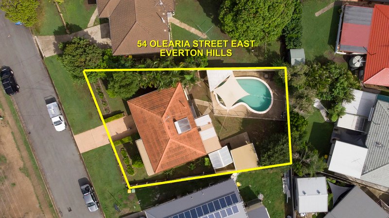 Photo - 54 Olearia Street East , Everton Hills QLD 4053 - Image 14