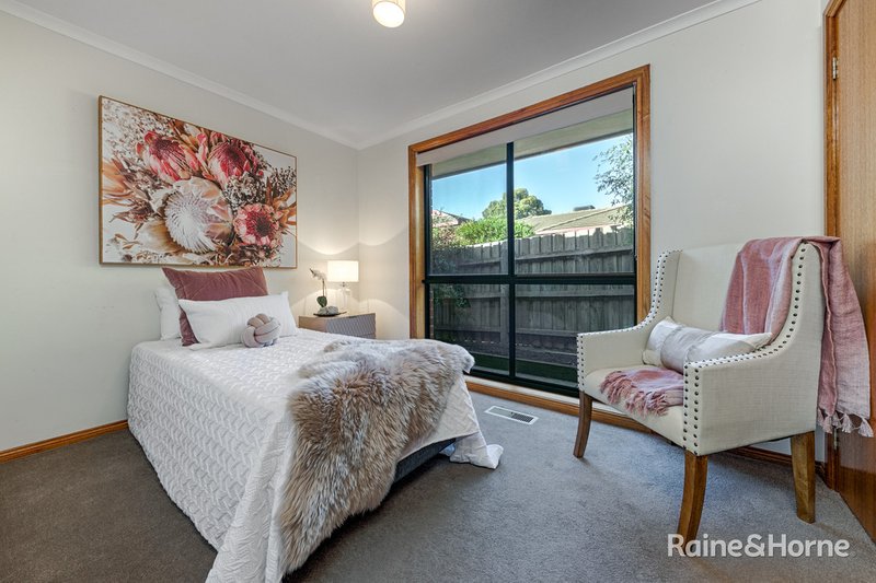 Photo - 54 Olive Grove, Sunbury VIC 3429 - Image 14