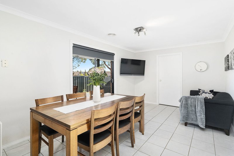 Photo - 54 Orama Avenue, Carrum Downs VIC 3201 - Image 4