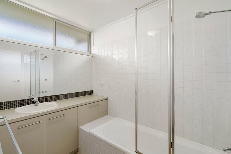 Photo - 54 Ormonde Road, Yeronga QLD 4104 - Image 8