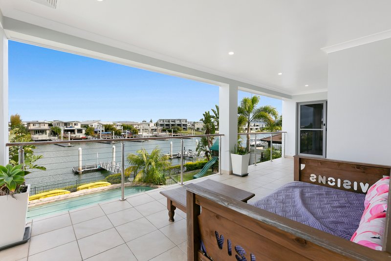 Photo - 54 Palladium Boulevard, Hope Island QLD 4212 - Image 17