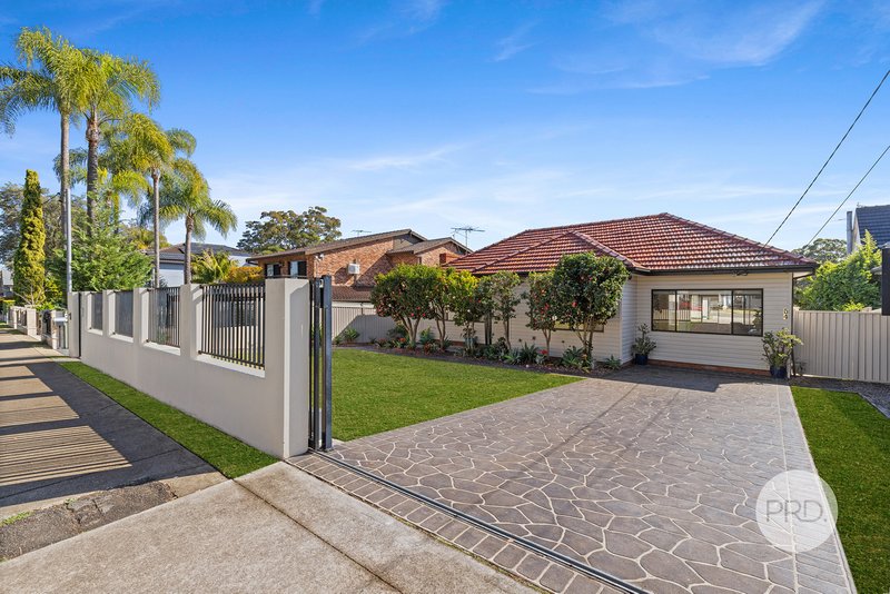 Photo - 54 Park Street, Peakhurst NSW 2210 - Image 1