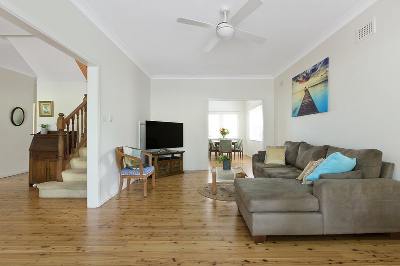 Photo - 54 Parkes Road, Collaroy Plateau NSW 2097 - Image 2