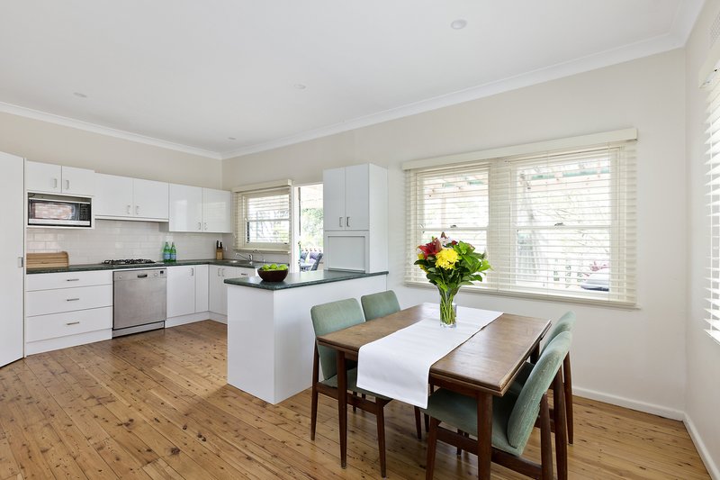 Photo - 54 Parkes Road, Collaroy Plateau NSW 2097 - Image 4