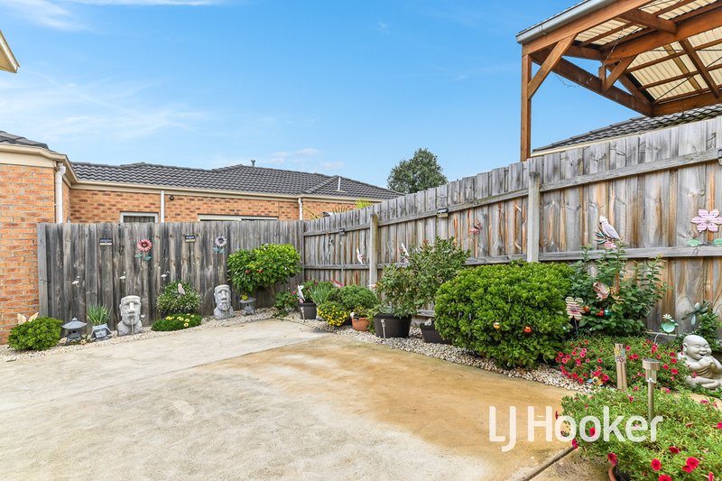 Photo - 5/4 Paydon Way, Hampton Park VIC 3976 - Image 12