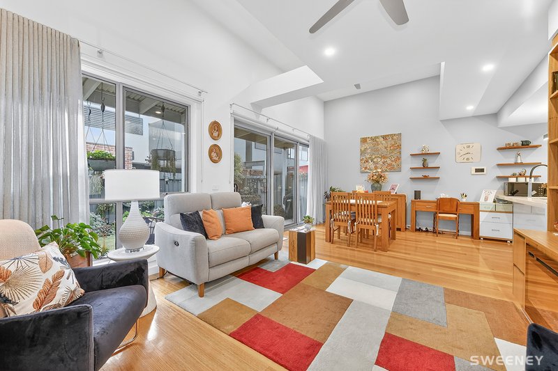 Photo - 5/4 Percy Street, Newport VIC 3015 - Image 2