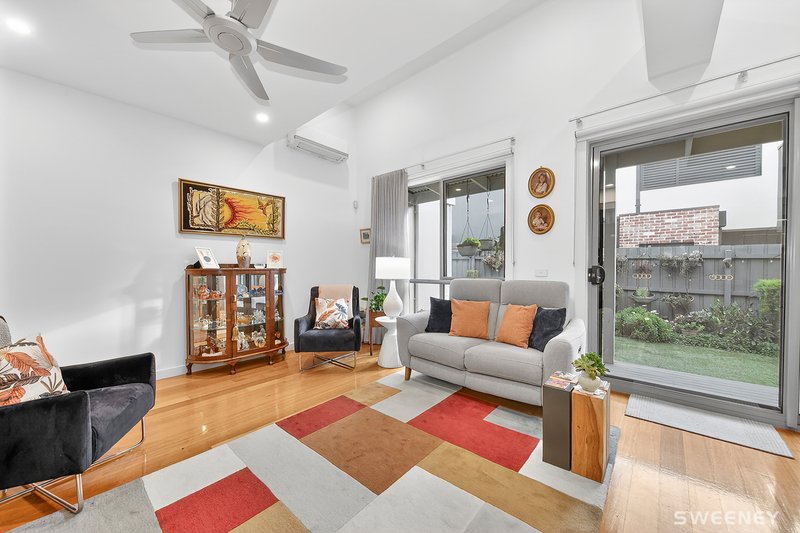 Photo - 5/4 Percy Street, Newport VIC 3015 - Image 4