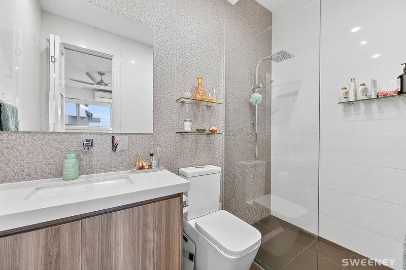 Photo - 5/4 Percy Street, Newport VIC 3015 - Image 11