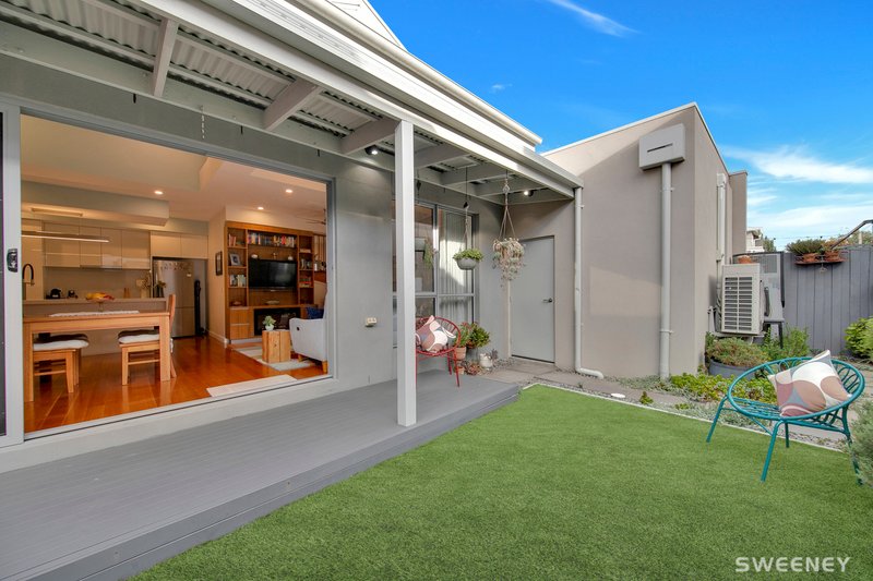 Photo - 5/4 Percy Street, Newport VIC 3015 - Image 12