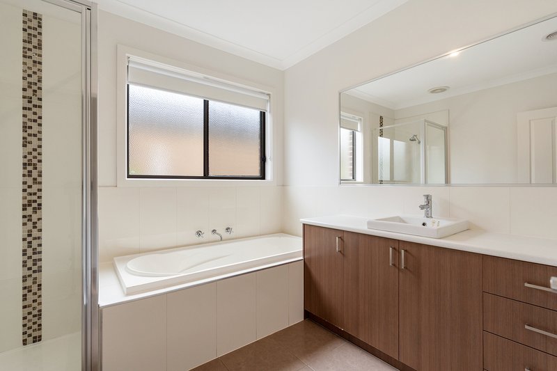 Photo - 54 Pinnacle Views, Doreen VIC 3754 - Image 13