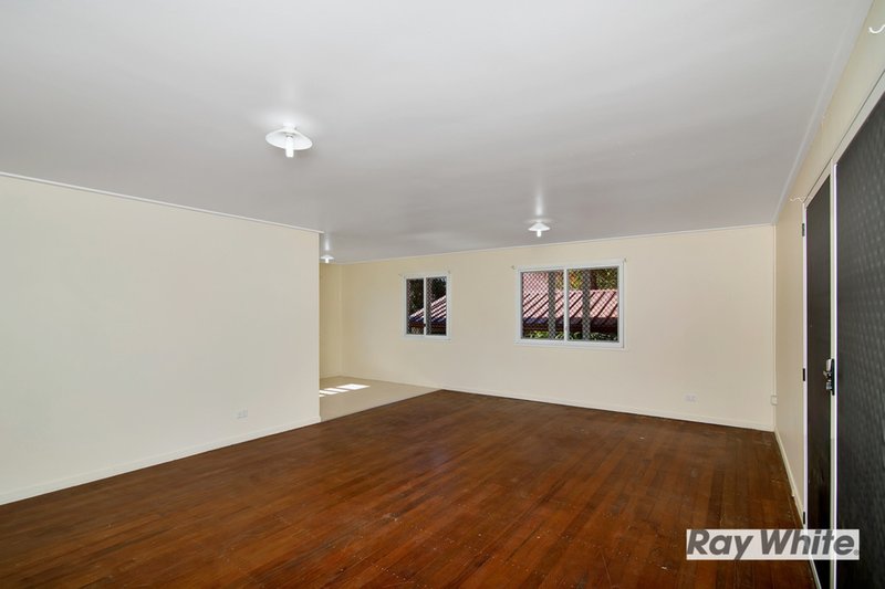 Photo - 54 Poinsettia Street, Inala QLD 4077 - Image 10