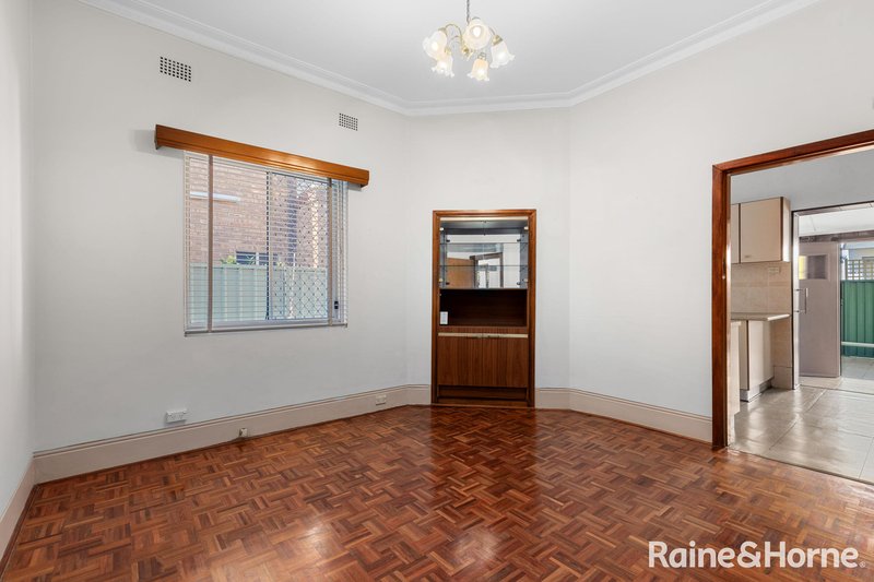 Photo - 54 Premier Street, Marrickville NSW 2204 - Image 3