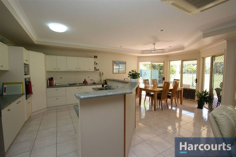 Photo - 54 Protea Dr , Bongaree QLD 4507 - Image 4