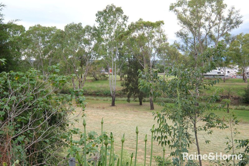 Photo - 54 Queens Terrace, Inverell NSW 2360 - Image 14