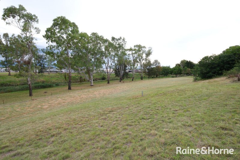 Photo - 54 Queens Terrace, Inverell NSW 2360 - Image 15