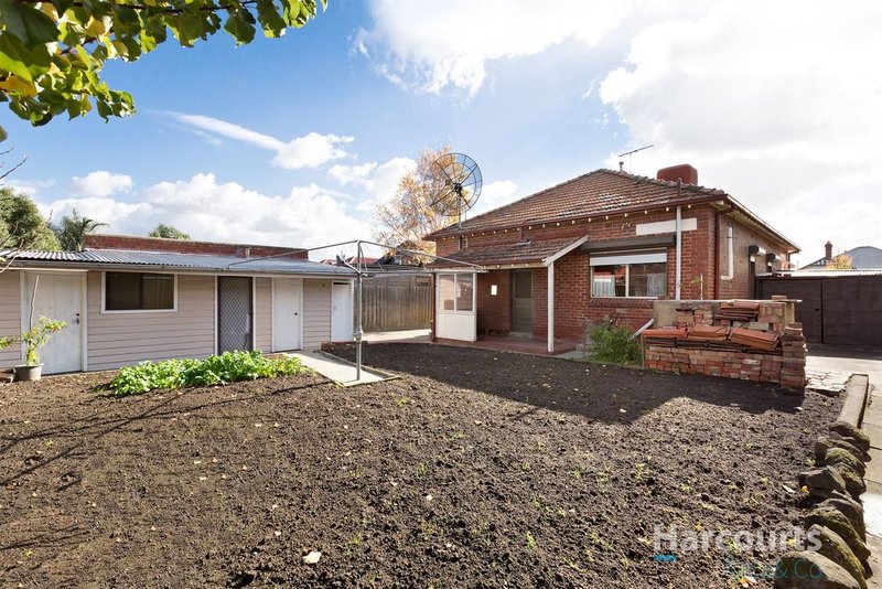 Photo - 54 Raleigh Street, Thornbury VIC 3071 - Image 12