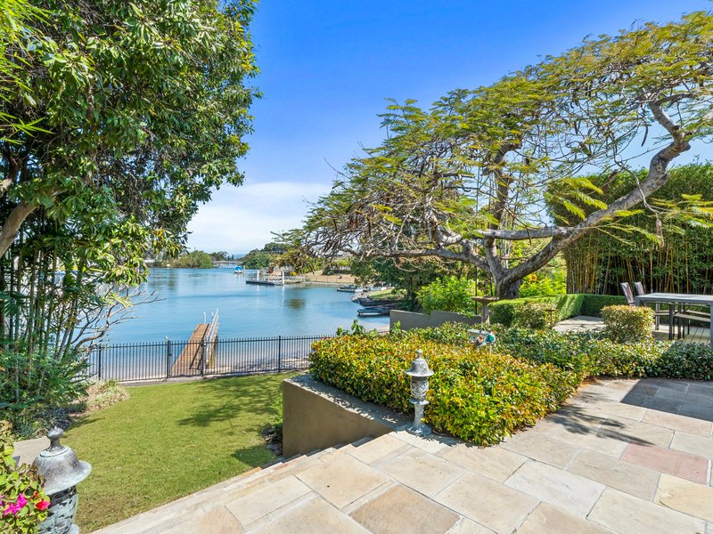 54 Rapallo Avenue, Isle Of Capri QLD 4217