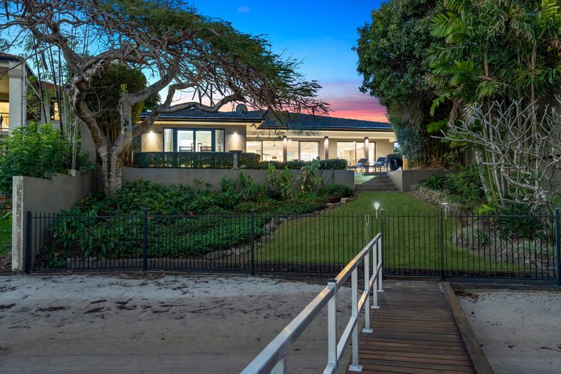 Photo - 54 Rapallo Avenue, Isle Of Capri QLD 4217 - Image 28