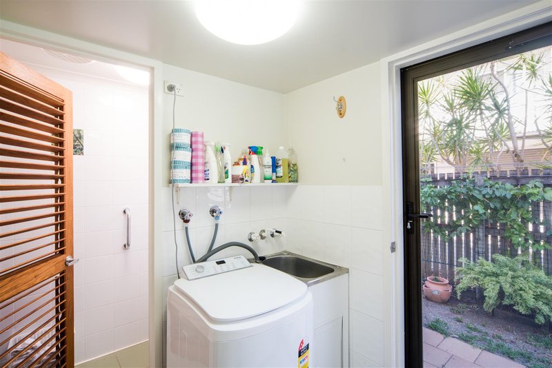 Photo - 5/4 Salmon Street, Cannonvale QLD 4802 - Image 10