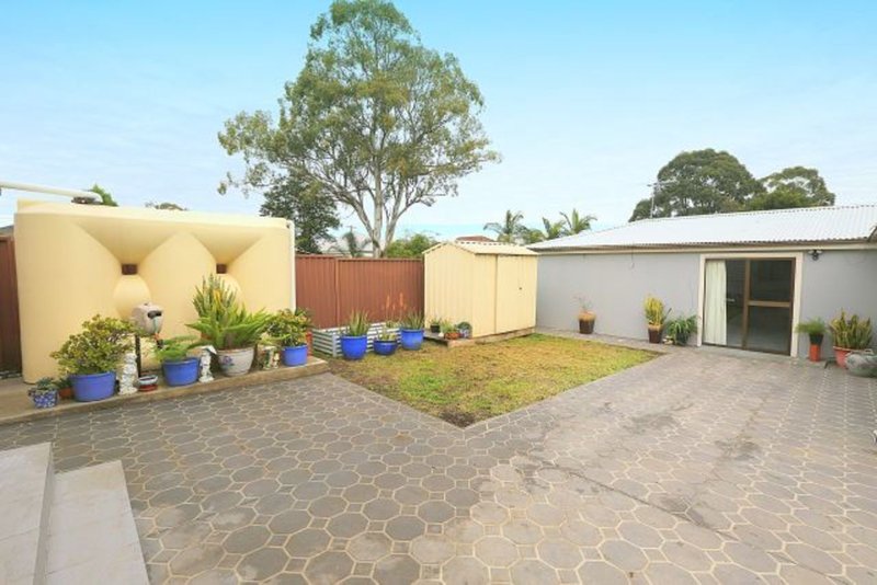 Photo - 54 Saltash Street, Yagoona NSW 2199 - Image 13