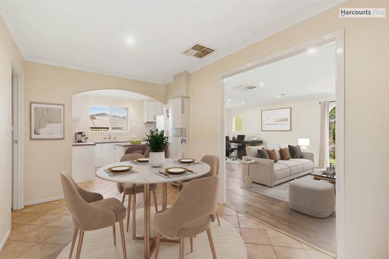 Photo - 54 Sandison Road, Hallett Cove SA 5158 - Image 3
