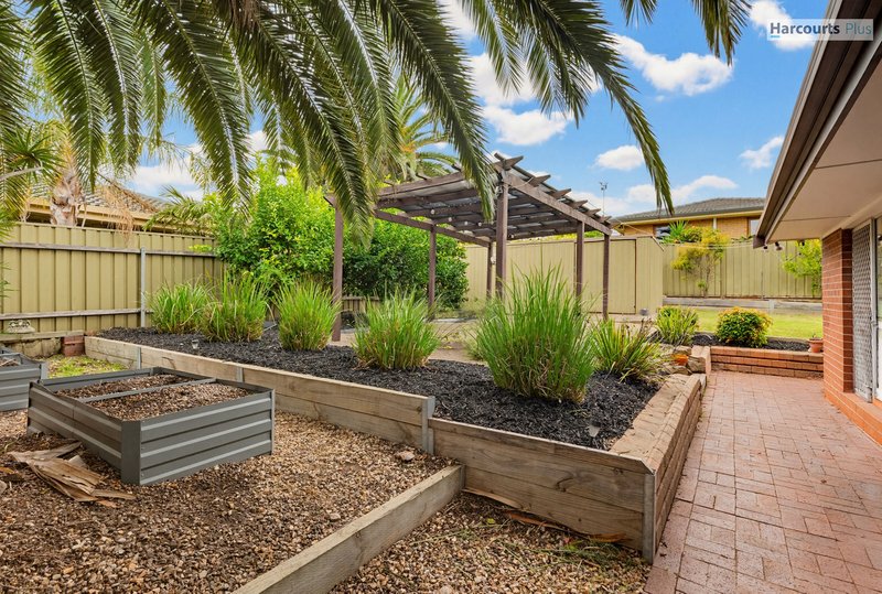 Photo - 54 Sandison Road, Hallett Cove SA 5158 - Image 10