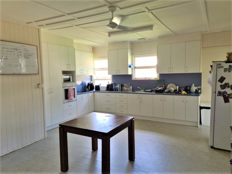 Photo - 54 Scott Street, Wondai QLD 4606 - Image 3