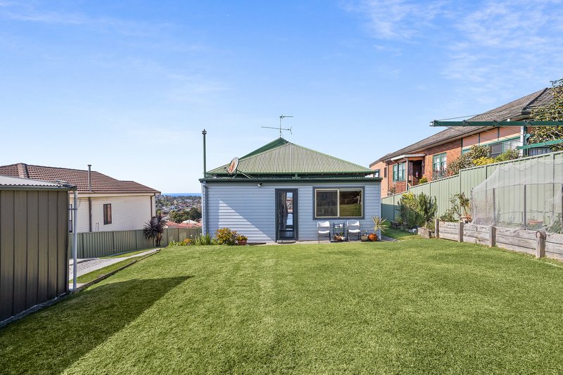 Photo - 54 Second Avenue North, Warrawong NSW 2502 - Image 10