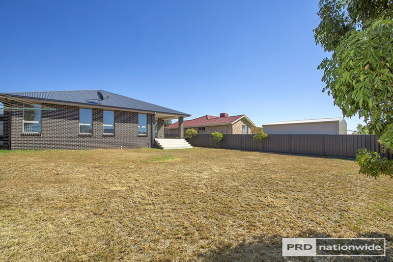 Photo - 54 Semillon Drive, Tamworth NSW 2340 - Image 4